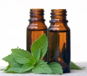 products/essentialoils_300x_80a8b9f0-d329-426c-a53c-25248782ff25.jpg